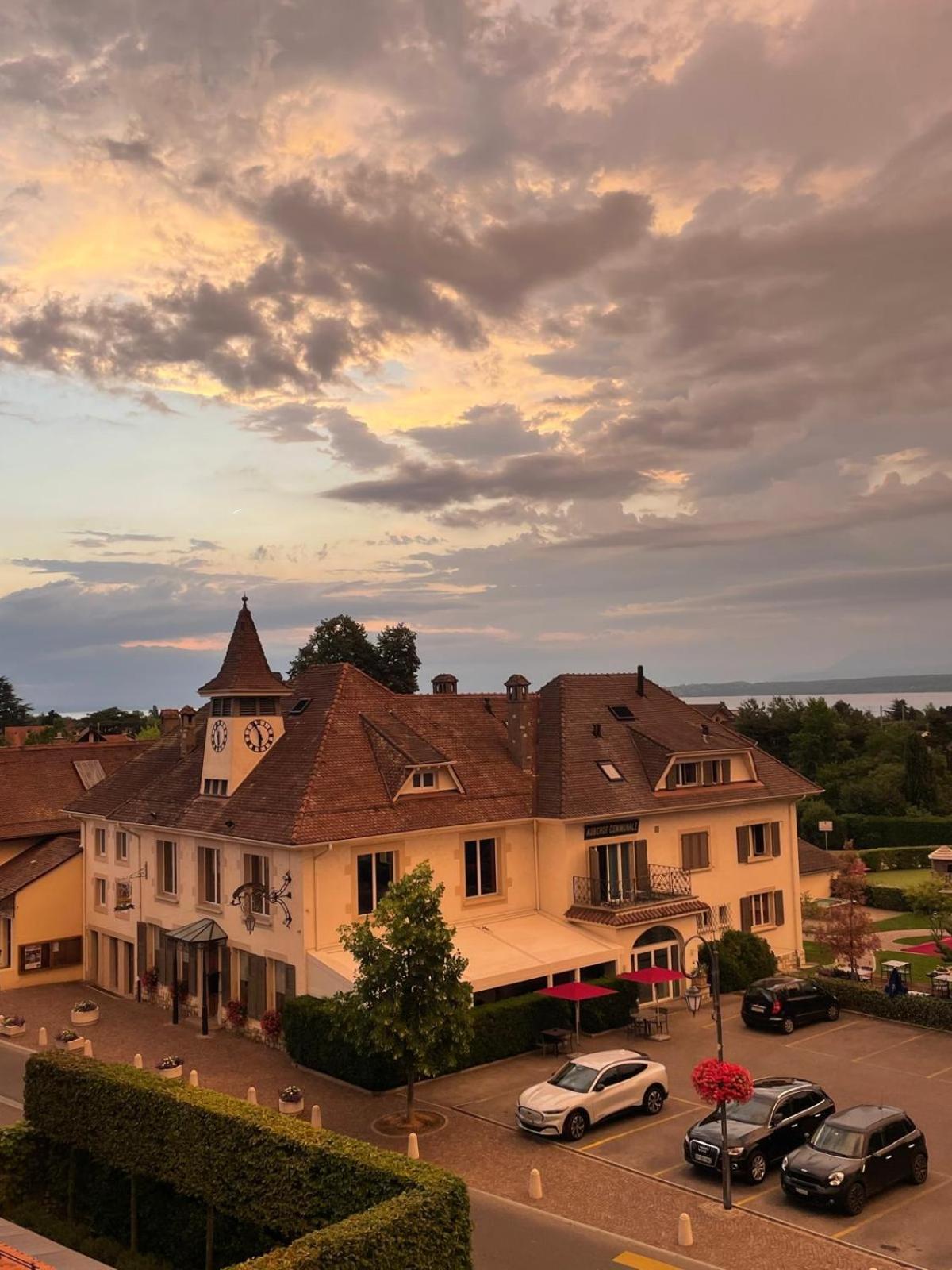 Auberge De Founex Екстериор снимка